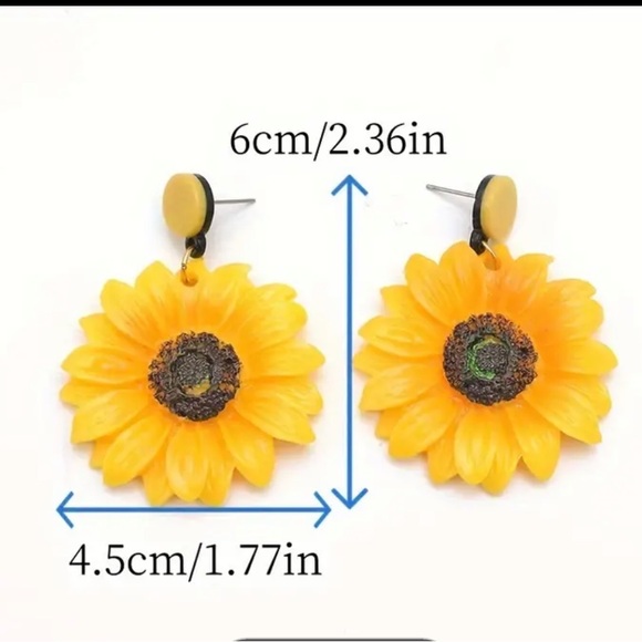 SUNFLOWER Drop Earrings - Picture 3 of 5